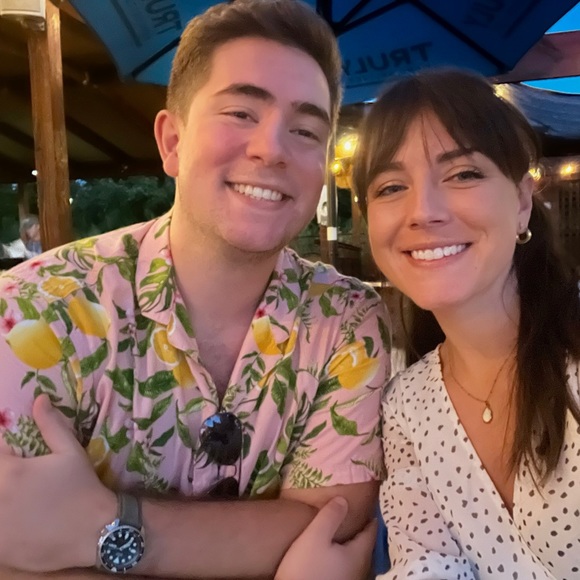 👽MEET YOUR SELLER👽 - Picture 4 of 4